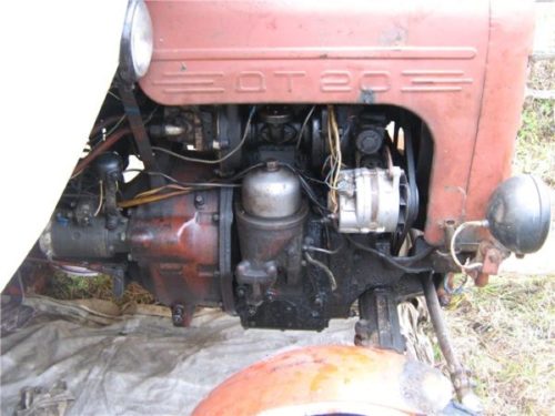 Двигатель трактора «ДТ-20»