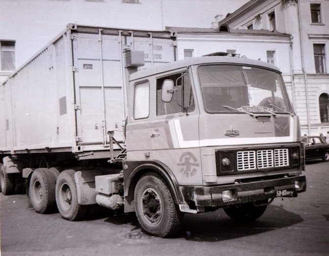 МАЗ-6422 1978 года