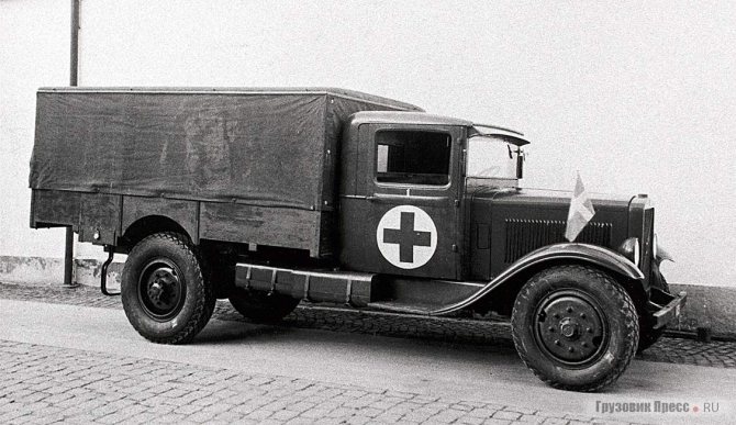 Первую трёхтонку модели Volvo LV66 оснащали как бензиновым, так и многотопливным двигателем конструкции Йонаса Хессельмана. 1931 г.
