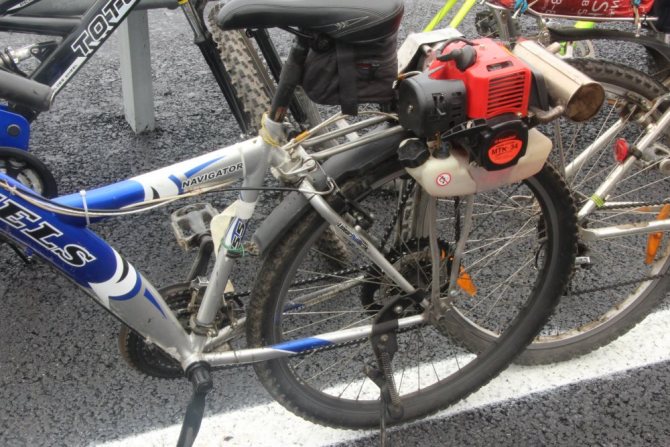 Велосипед с двигателем от бензопилы